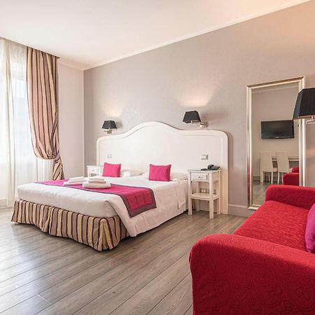 Suite Castrense โรม ภายนอก รูปภาพ