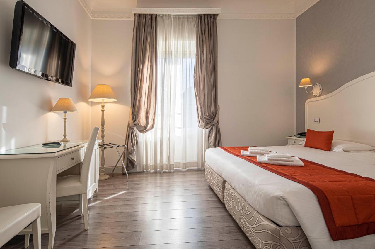Suite Castrense โรม ภายนอก รูปภาพ