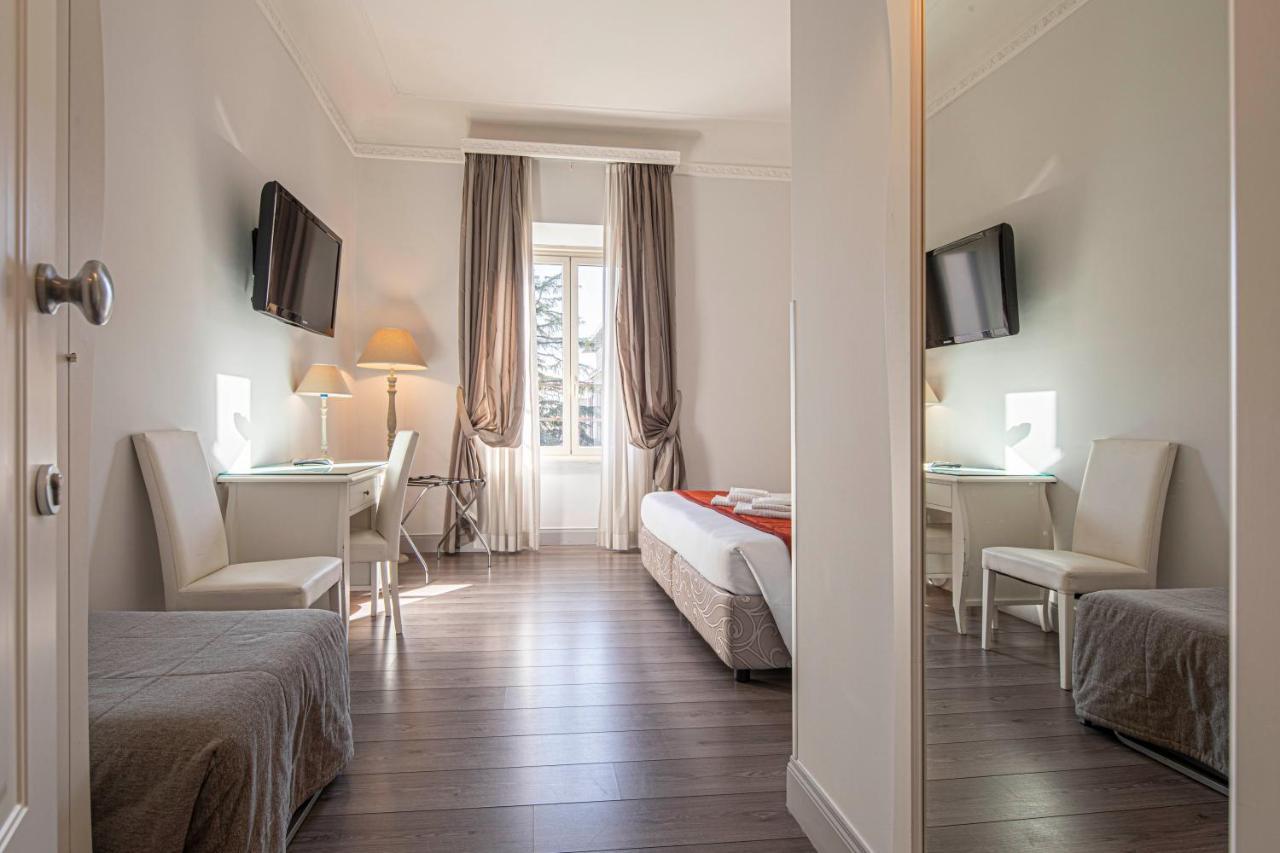 Suite Castrense โรม ภายนอก รูปภาพ