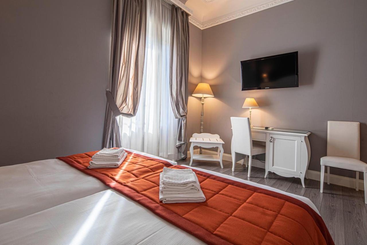 Suite Castrense โรม ภายนอก รูปภาพ